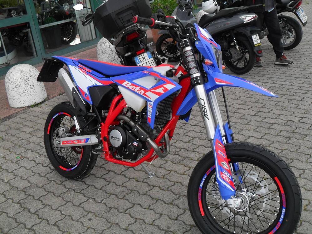 Betamotor RR 125 4T Motard R (2023 - 24) (2)