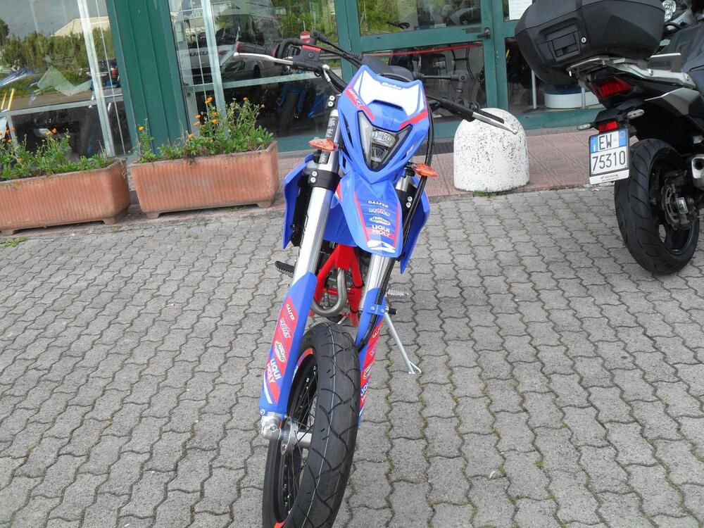 Betamotor RR 125 4T Motard R (2023 - 24) (3)