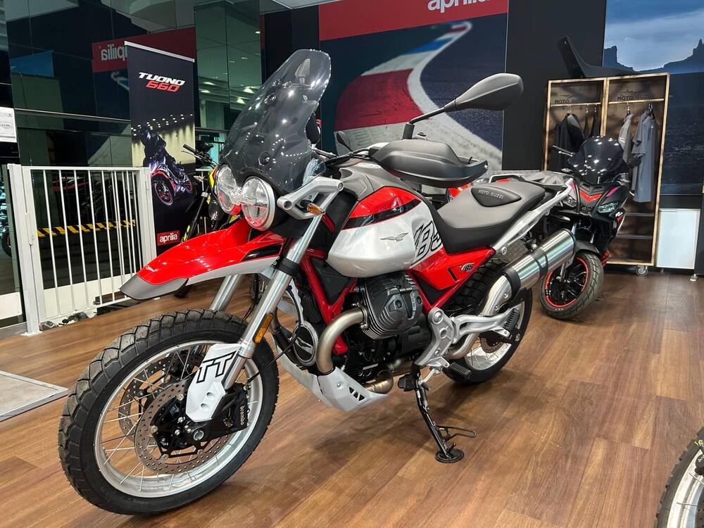 Moto Guzzi V85 TT (2024 - 25) (2)
