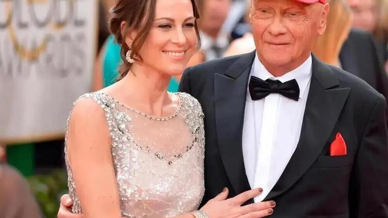 Niki Lauda: la storia della hostess che gli ha salvato la vita