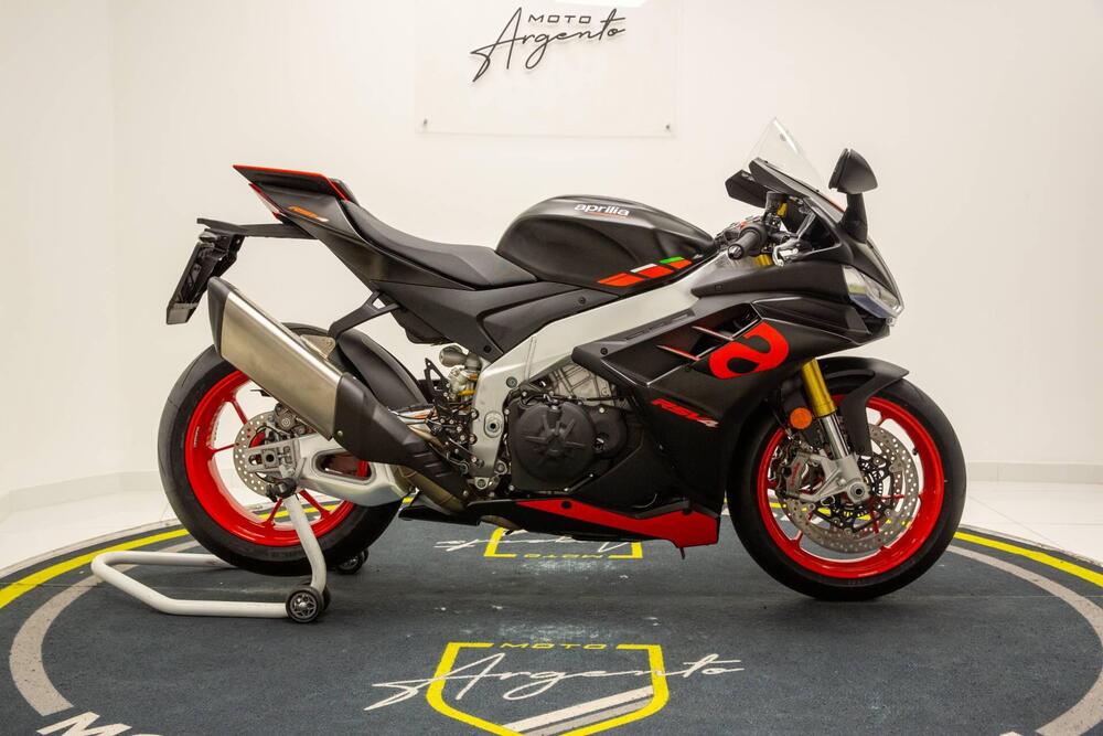 Aprilia RSV4 1100 (2021 - 24) (8)