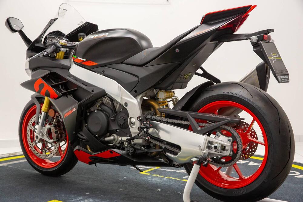 Aprilia RSV4 1100 (2021 - 24) (5)