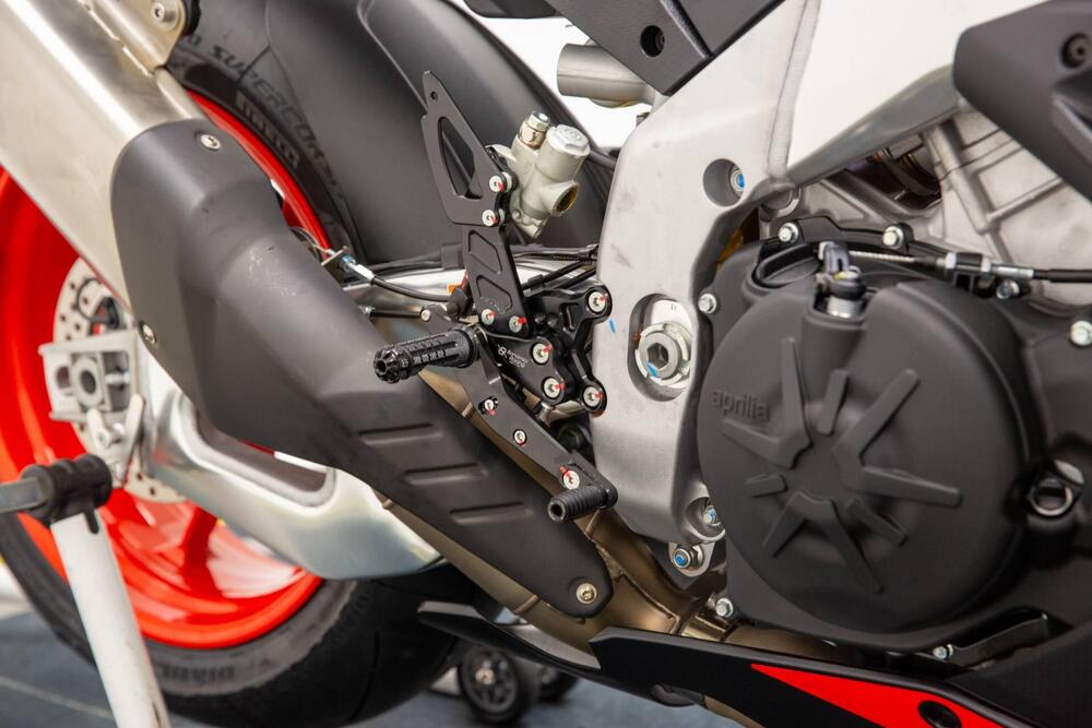 Aprilia RSV4 1100 (2021 - 24) (15)