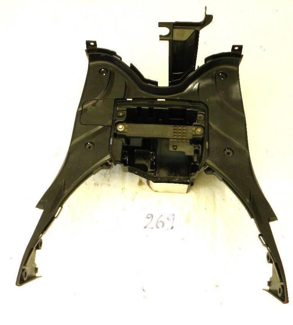 Pedana poggiapiedi completa Honda SH 300i (n.269) (2)