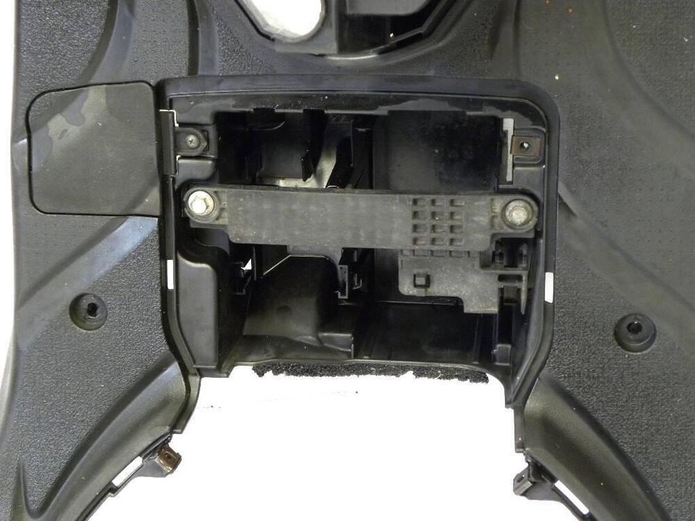 Pedana poggiapiedi completa Honda SH 300i (n.269) (8)