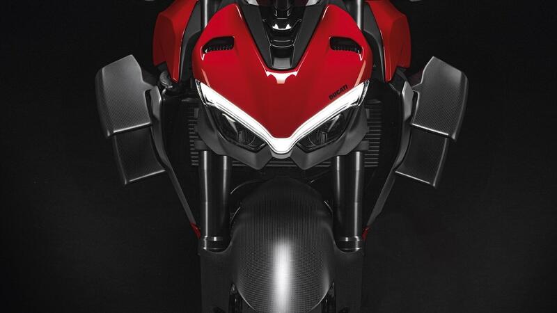 Gli accessori Ducati Performance per la Streetfighter V2