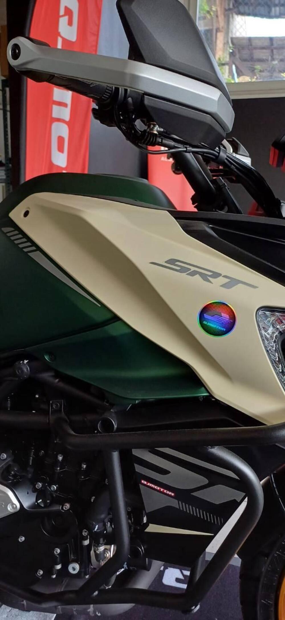 QJ Motor SRT 800 SX (2024 - 25) (4)