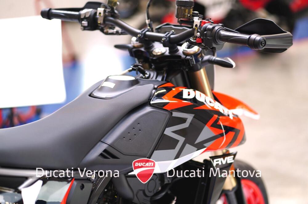 Ducati Hypermotard 698 Mono RVE (2024 - 25) (14)