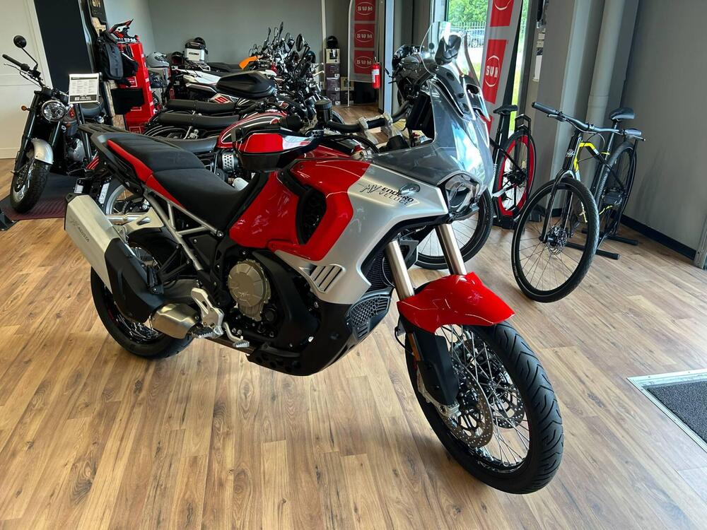 MV Agusta LXP Enduro Veloce (2024 - 25) (7)