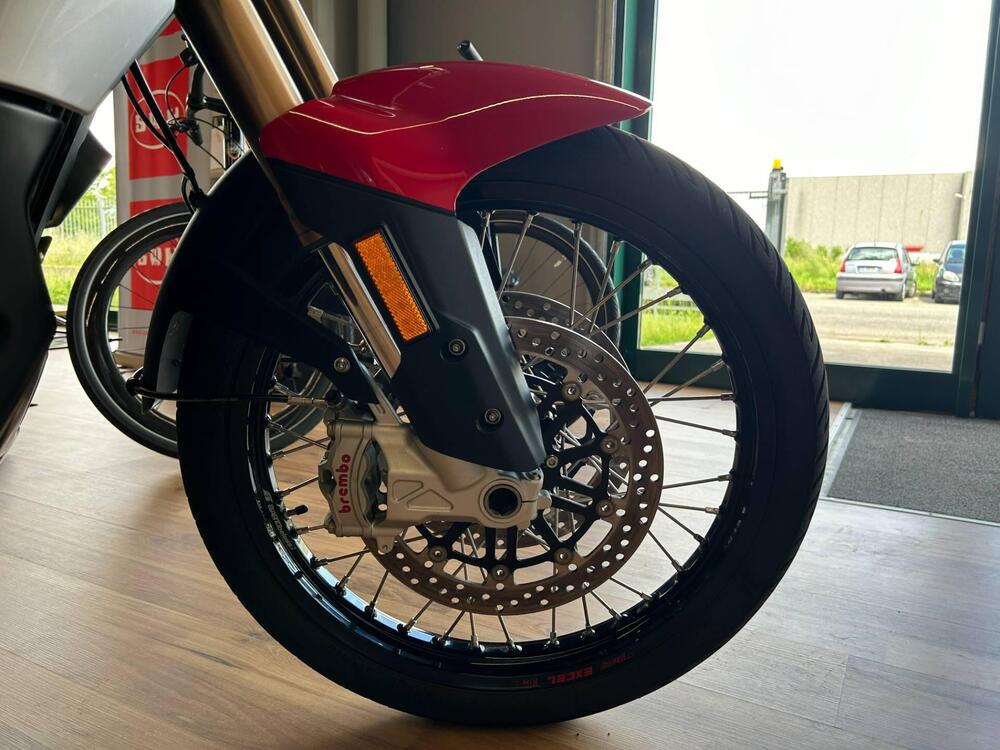 MV Agusta LXP Enduro Veloce (2024 - 25) (17)