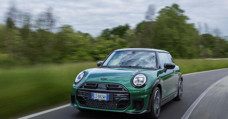 Nuova Mini Cooper: scende in campo e le ha tutte contro. Top e Flop