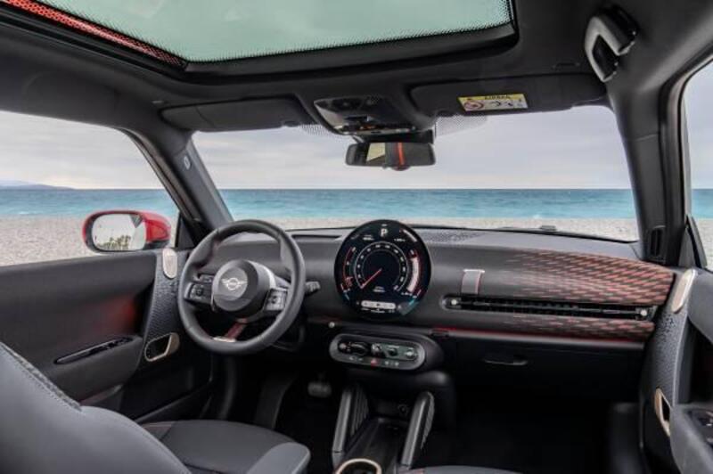 Nuova Mini Cooper: gli interni