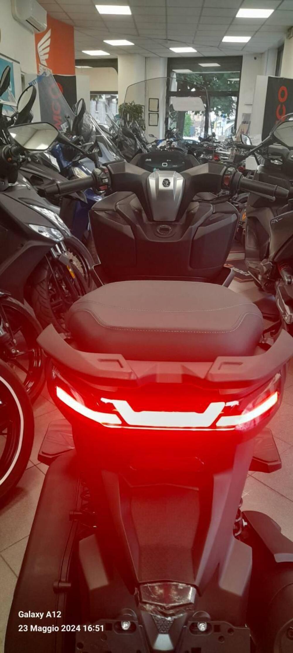 Voge Sfida SR3 (2024 - 25) (5)