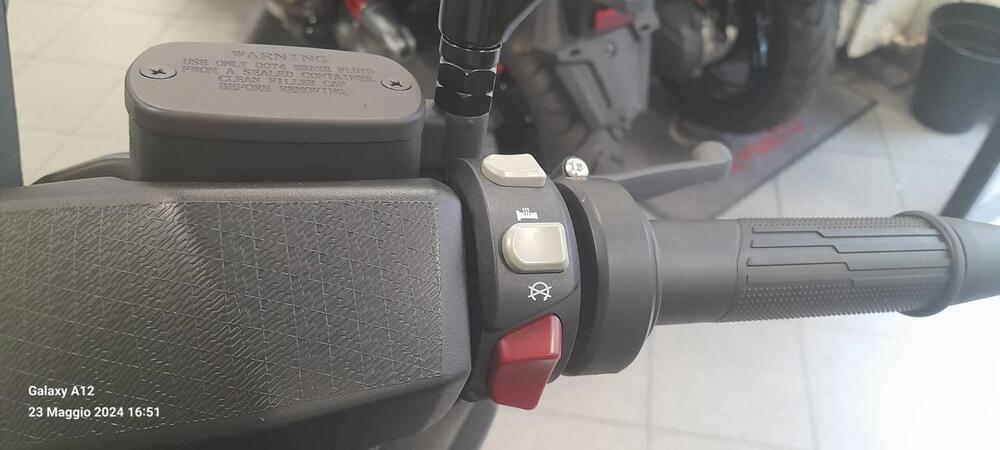 Voge Sfida SR3 (2024 - 25) (7)