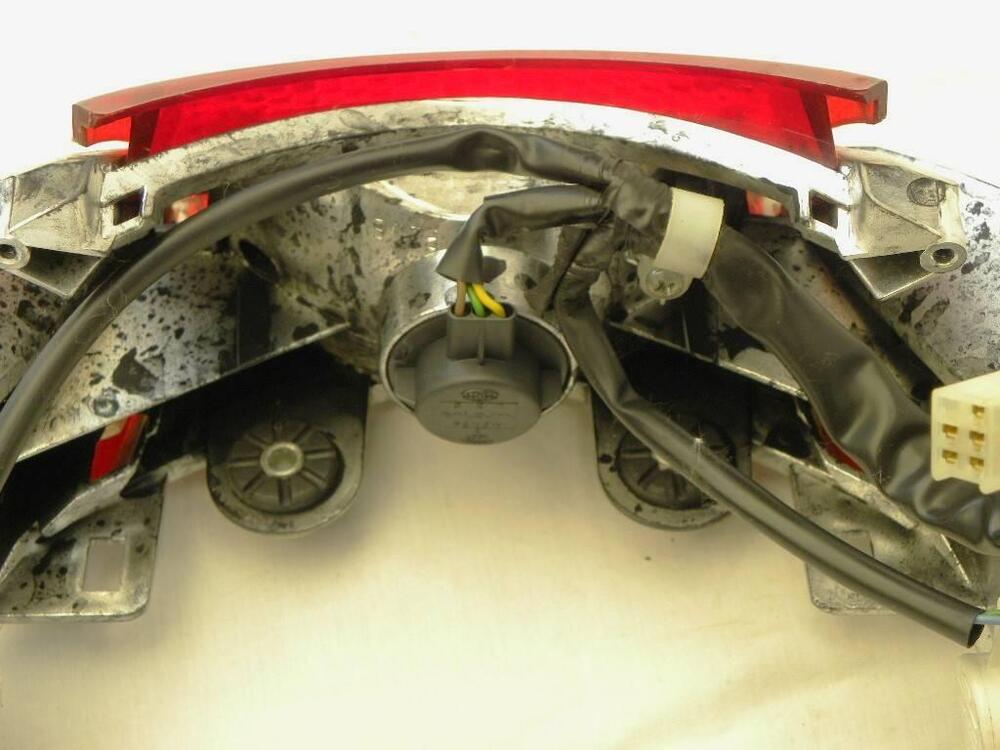 Gruppo ottico posteriore (fanale) Honda SH 300i (6)