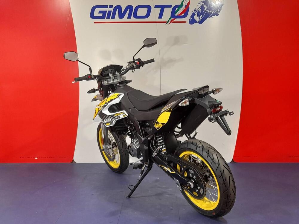 Um Italia DSR 125 SM (2023 - 25) (4)