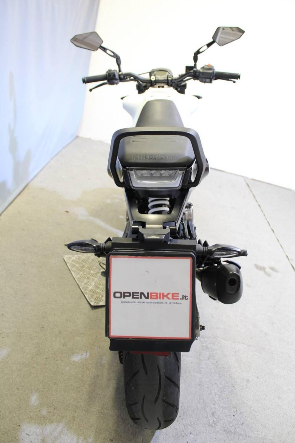 Husqvarna Vitpilen 401 (2018 - 19) (5)