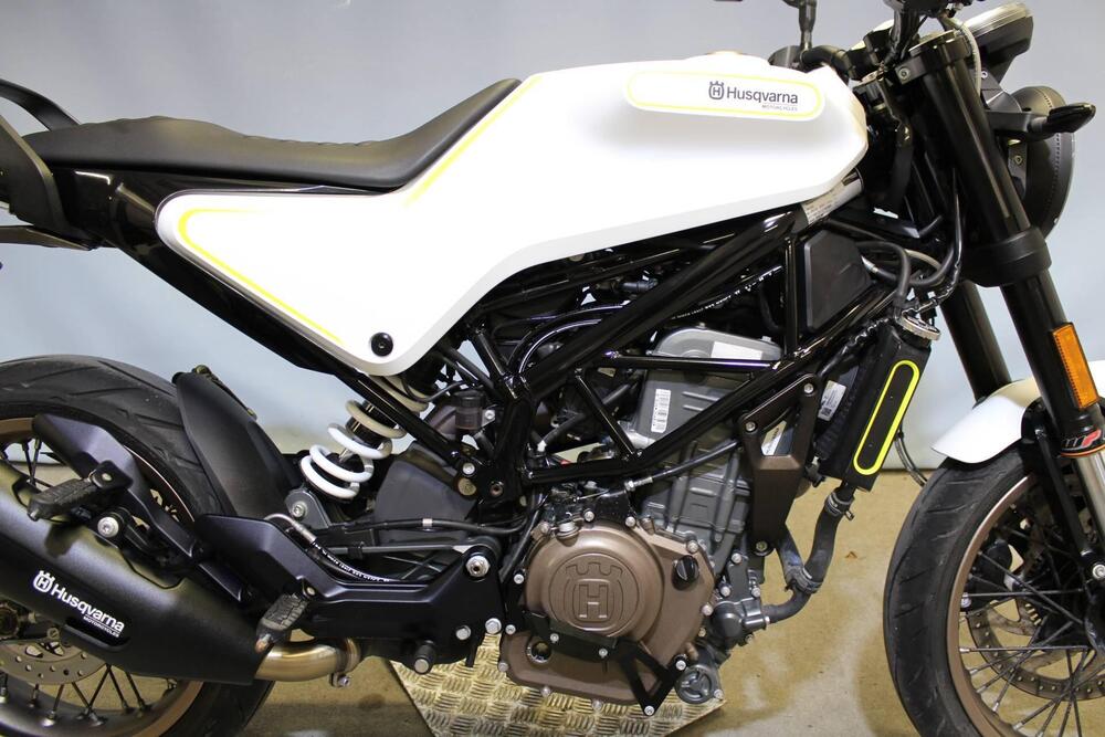 Husqvarna Vitpilen 401 (2018 - 19) (9)