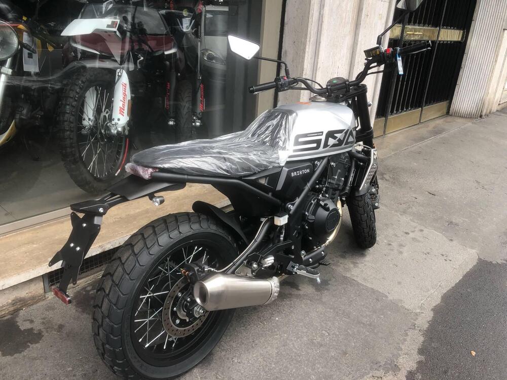 Brixton Motorcycles Crossfire 500 X (2021 - 25) (2)