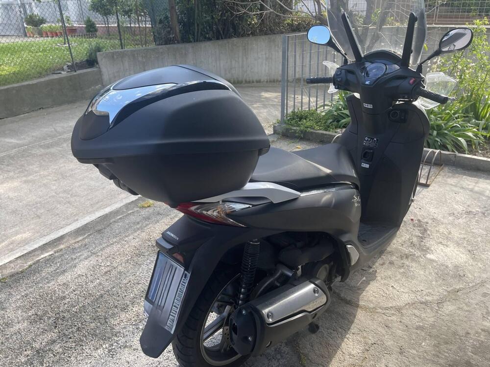 Honda SH 300 i ABS (2016 - 20) (5)