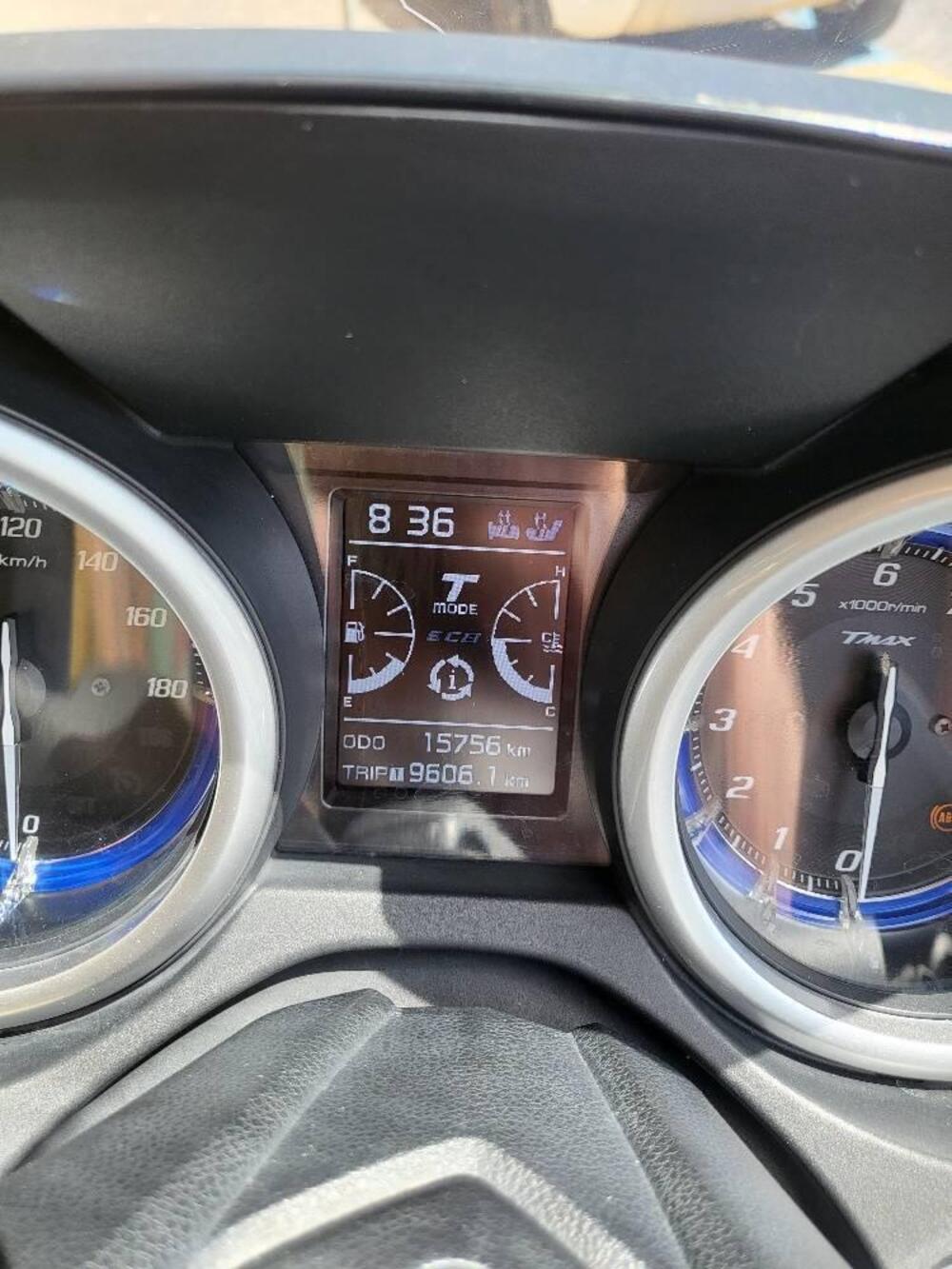 Yamaha T-Max 530 DX (2017 - 19) (3)