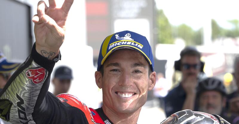 MotoGP 2024. GP di Catalogna. Sprint: Pecco Bagnaia cade all&#039;ultimo giro, era primo! Vince Aleix Espargaro, poi Marc Marquez e Pedro Acosta [RISULTATI]