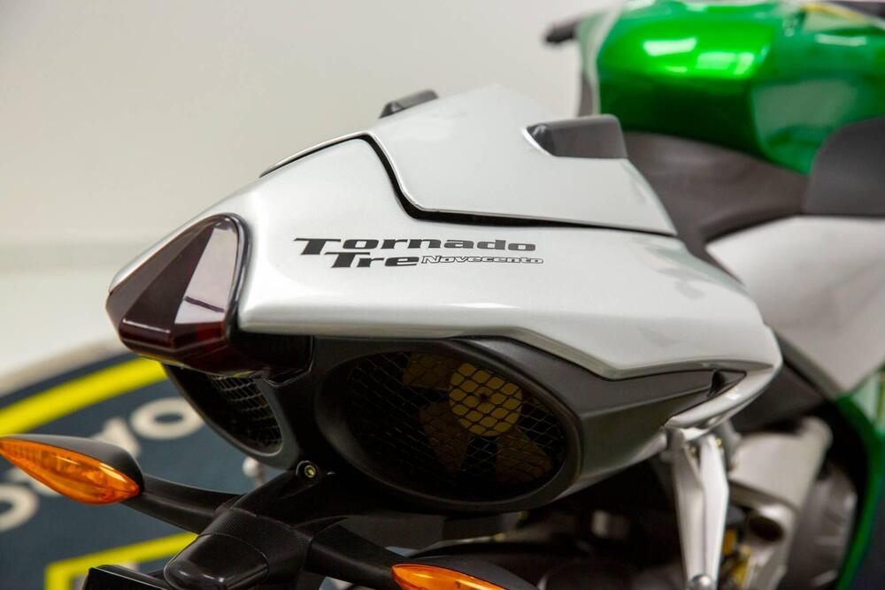 Benelli Tornado 900 Tre (2003 - 06) (13)