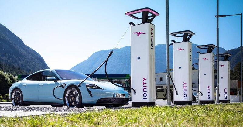 Auto Elettriche: la ricarica fast ora costa meno con Ionity, ecco i prezzi