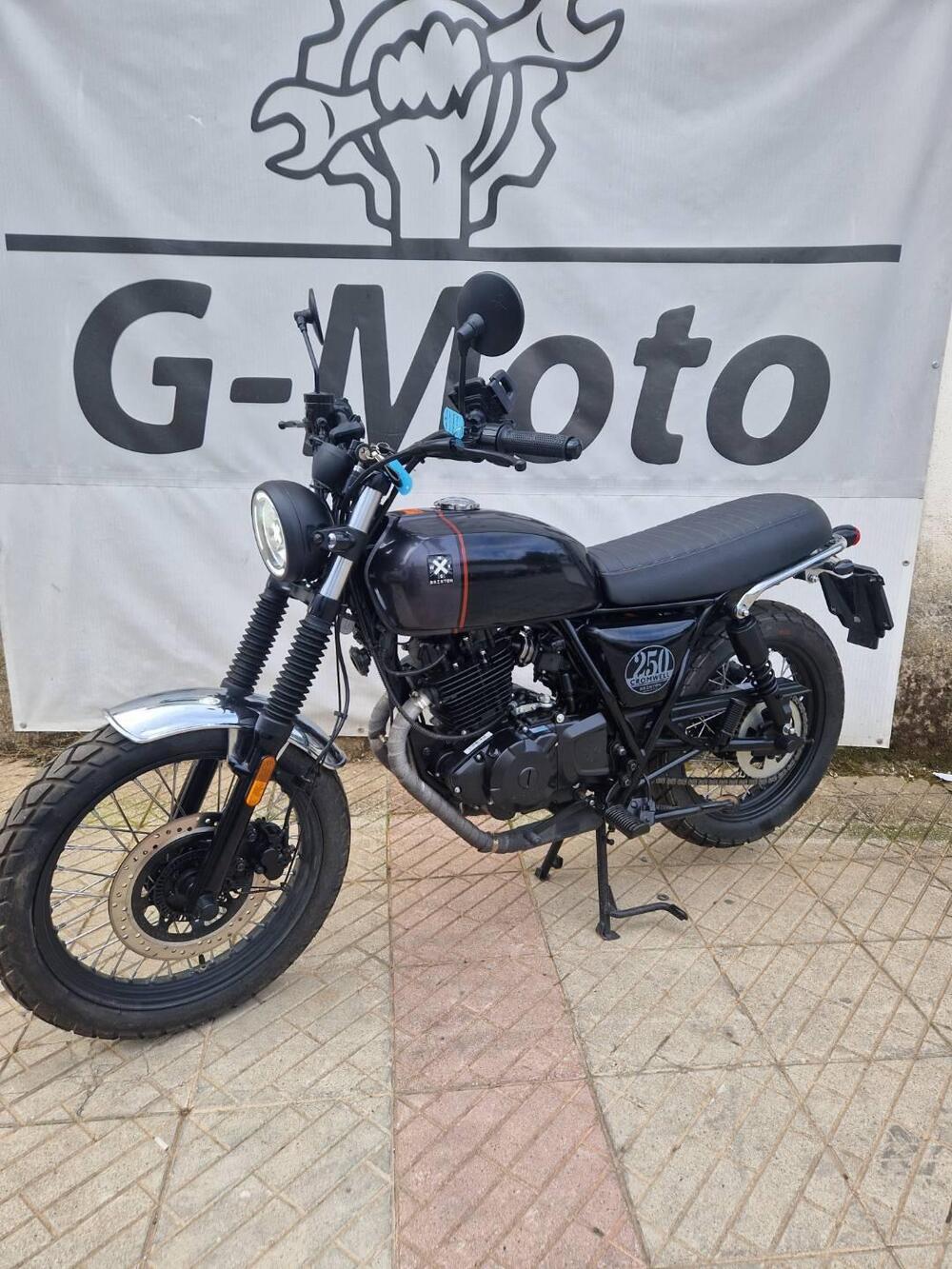 Brixton Motorcycles Cromwell 250 (2021 - 25) (3)