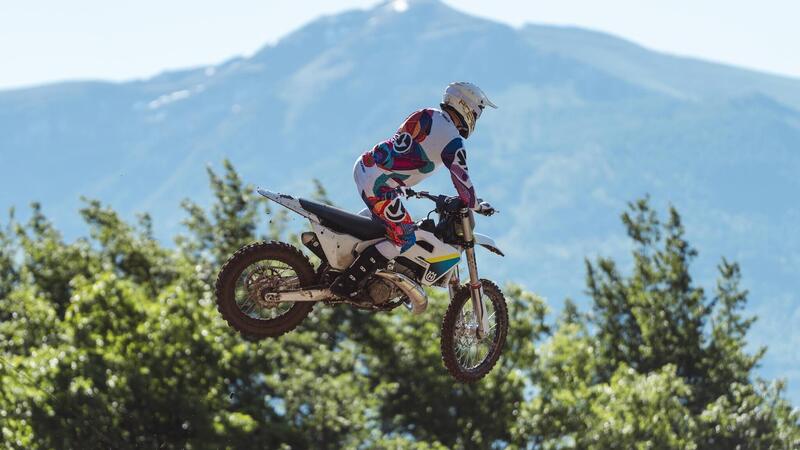 TEST Husqvarna cross 2T MY2025. Che goduria la 300! [VIDEO e GALLERY]