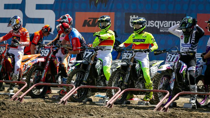 Triumph all&#039;AMA PRO Motocross; debutto positivo per Swoll e Savatgy 