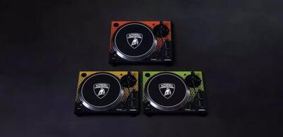 Lamborghini: dalla Miura alla Revuelto, il sound dei V12 &egrave; sul vinile