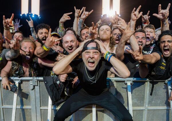 Siamo stati al concerto dei Metallica a Milano e vi spieghiamo perch&eacute; spaccano ancora il cu*o, anche quando suonano Acido Acida dei Prozac +