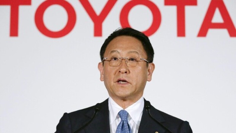 Toyota, il CEO Akio: la gente sta aprendo gli occhi sulle elettriche