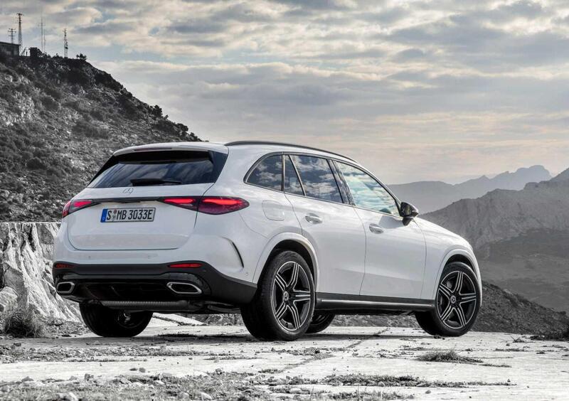 Mercedes-Benz GLC SUV (2022-->>) (5)