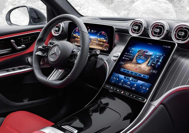 Mercedes-Benz GLC SUV (2022-->>) (11)