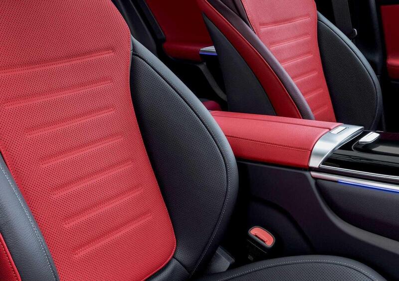 Mercedes-Benz GLC SUV (2022-->>) (14)