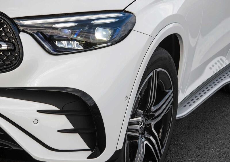 Mercedes-Benz GLC SUV (2022-->>) (16)