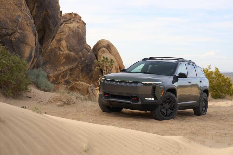 Jeep Wagoneer S: arriva anche la Trailhawk, con il volante speciale per l&#039;off road 