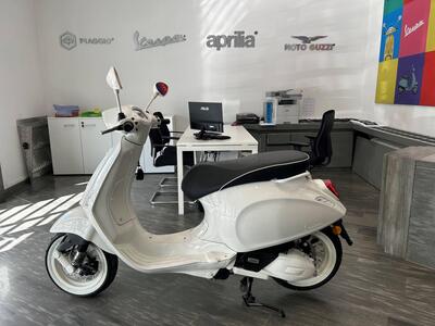 Vespa Sprint 125 3V ie Sport ABS (2021 - 22) nuova