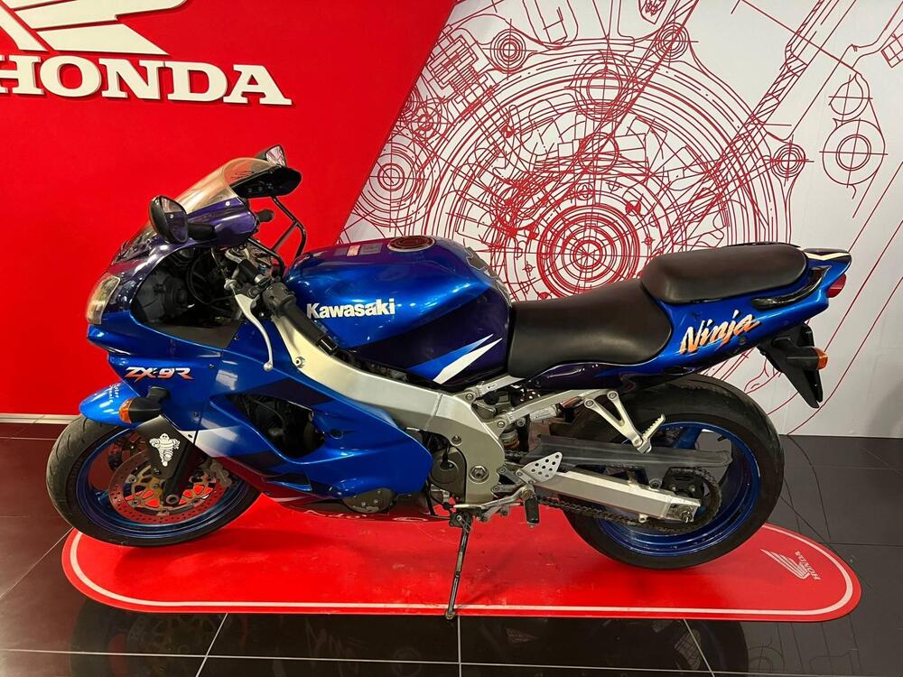 Kawasaki Ninja 900 ZX-9R (1998 - 01) (5)