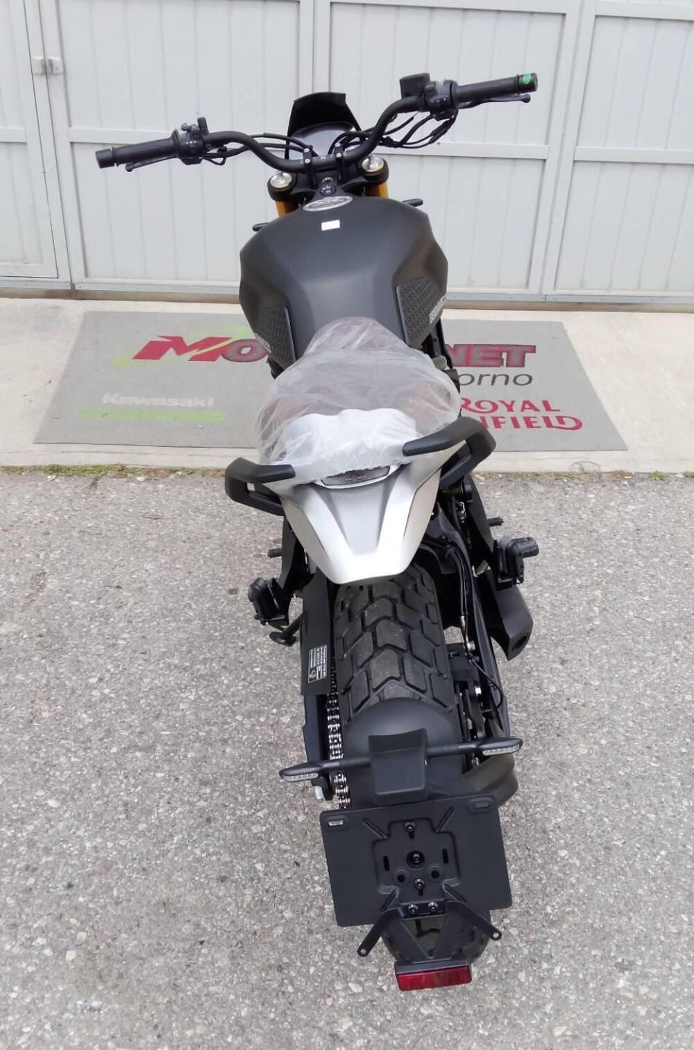 Moto Morini SEIEMMEZZO SCR (2022 - 26) (6)