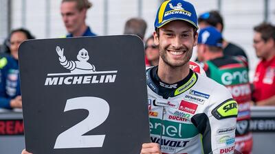 MotoGP 2024. GP d'Italia. Grave incidente per Lukas Tulovic, pilota di MotoE, portato via dal Mugello in elicottero - Le sue condizioni