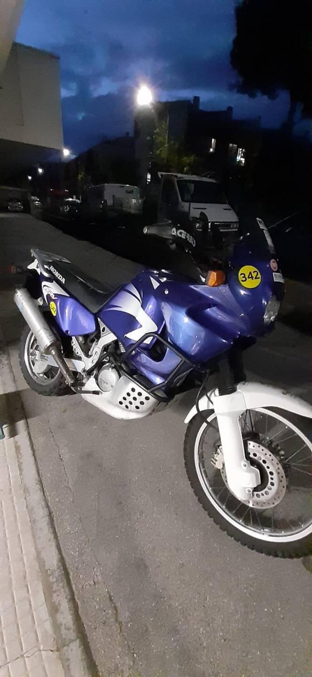 Honda Africa Twin XRV 750 (1996 - 02)