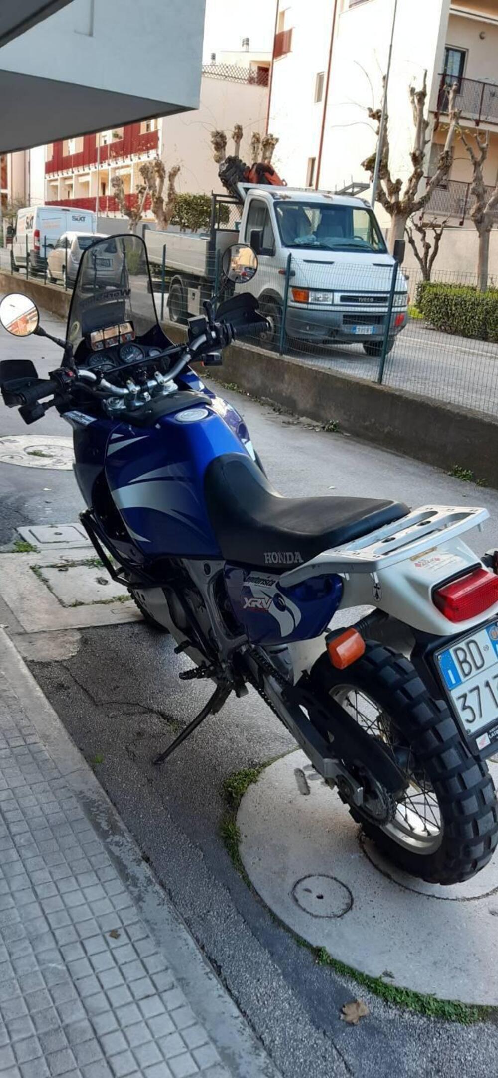 Honda Africa Twin XRV 750 (1996 - 02) (5)