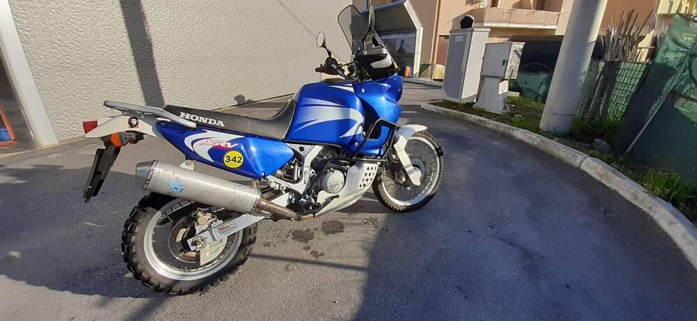 Honda Africa Twin XRV 750 (1996 - 02) (7)