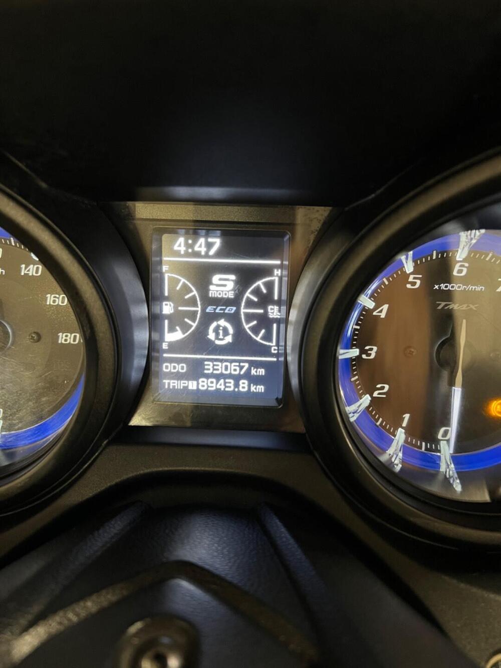 Yamaha T-Max 560 (2020 - 21) (9)