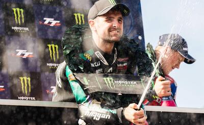 Tourist Trophy 2024: Michael Dunlop vince la Supersport! 