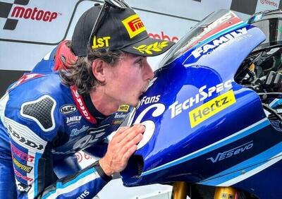 MotoGP 2024. GP d'Italia. Moto2: vittoria e rimonta nel mondiale di Joe Roberts, settimo Celestino Vietti, migliore degli italiani