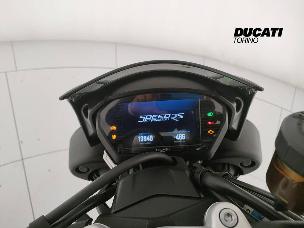 Triumph Speed Triple 1050 RS (2018 - 20) (6)